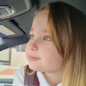 Meet your Posher, Priscila